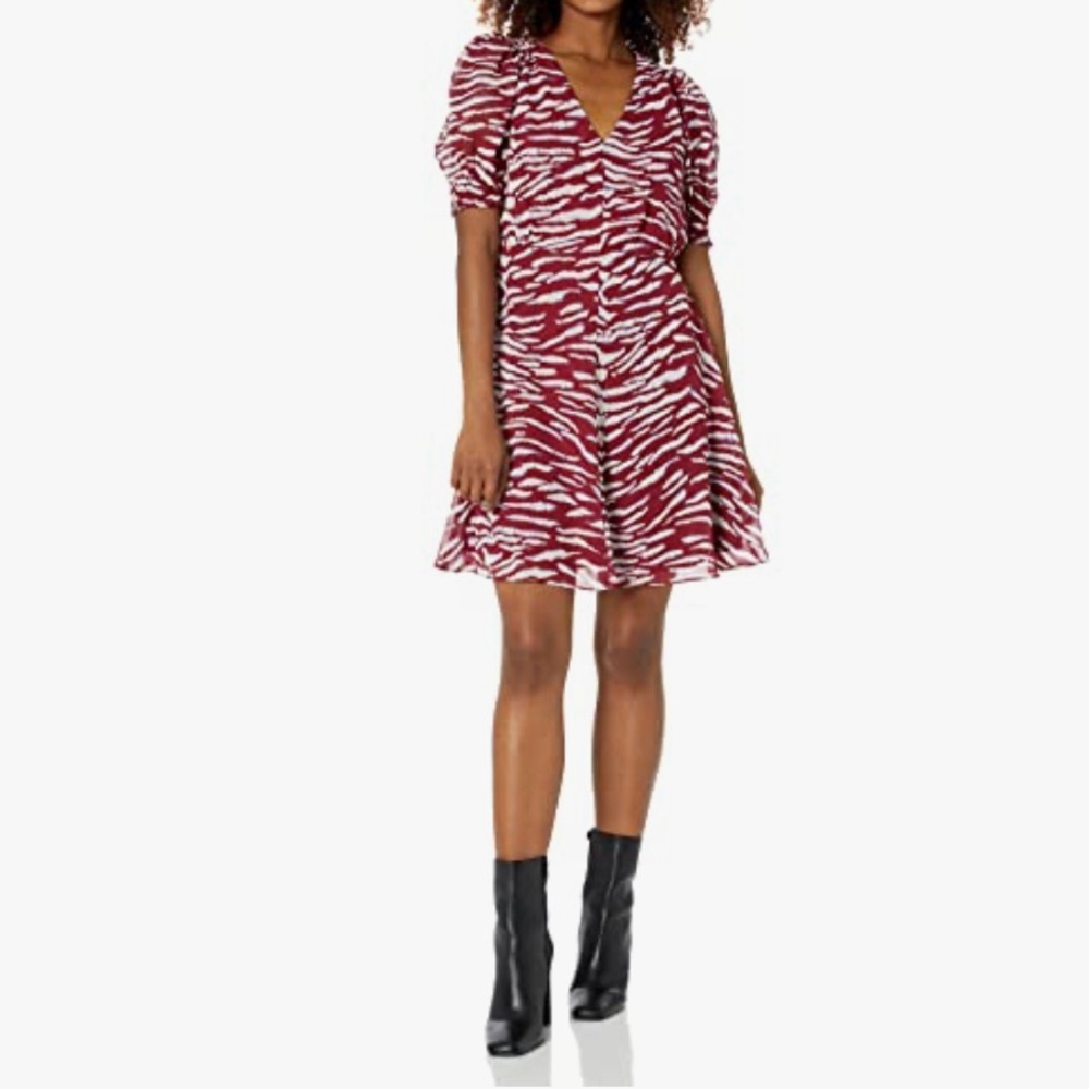 VINCE CAMUTO Mini Fit and Flare Dress